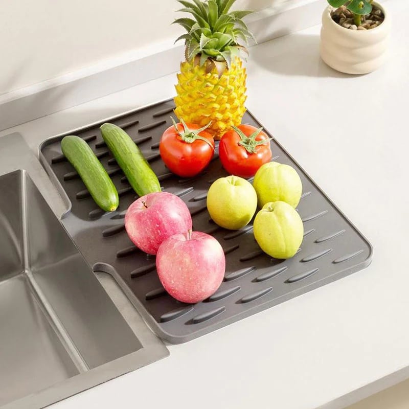 💥No-Spill Silicone Worktop Saver – Heat-Resistant & Non-Slip Mat for Drip-Free Drying💥
