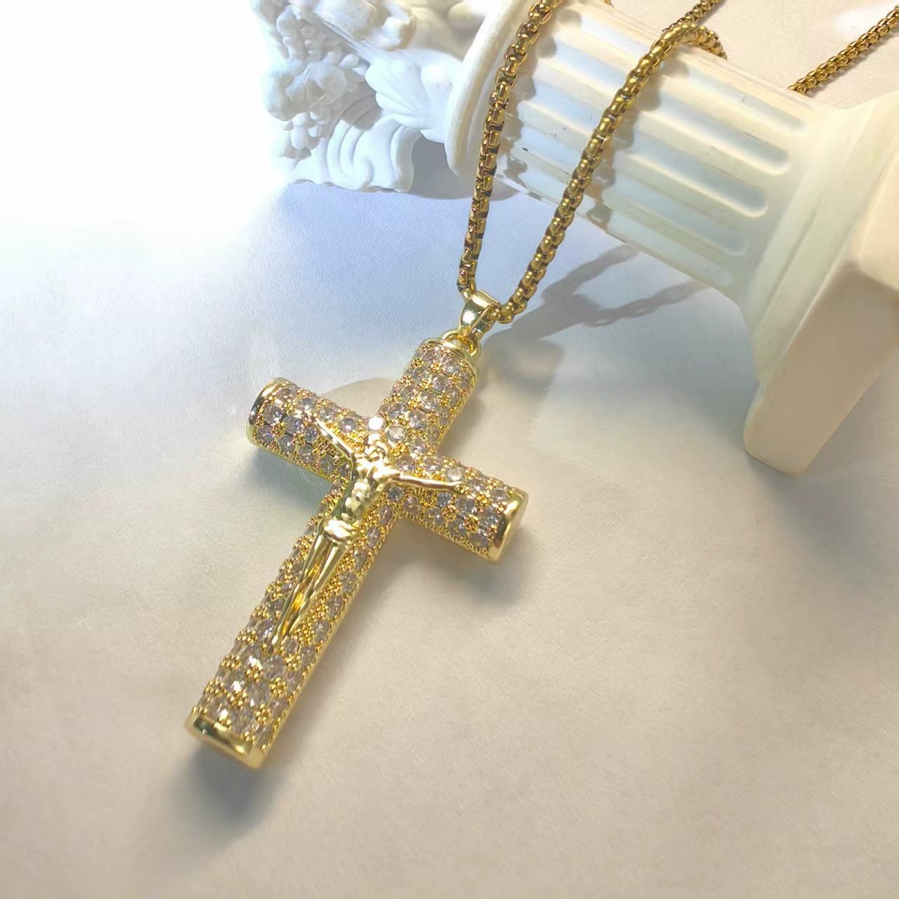 🎁✝️Jesus Crucifix Pendant Necklace