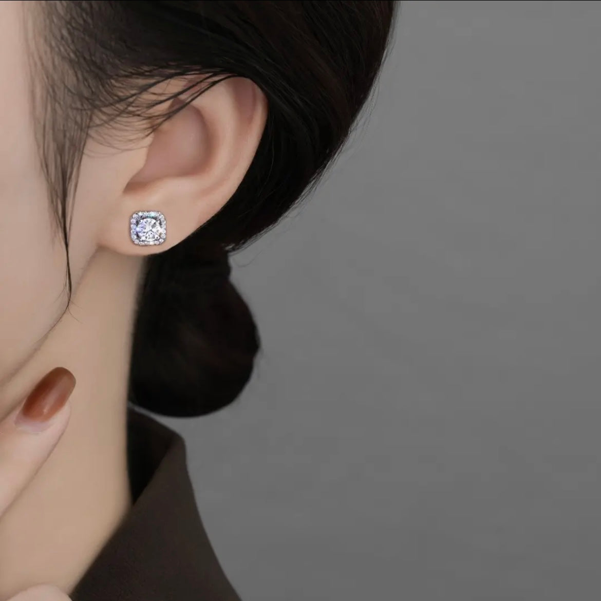 💎Moissanite Sparkle Ear Studs – Brilliant shine, hypoallergenic & perfect for daily elegance or gifting 💍