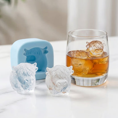 Highland Cow Ice Cube Mold - Adorable 3D Silicone Tray for Drinks & Parties