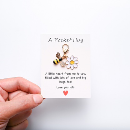 Cute Insect Daisy Keychain & Card